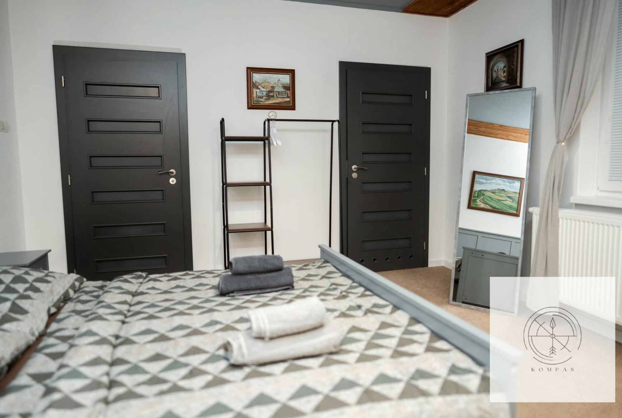 Apartment Kompas Спиське Подградє Екстер'єр фото